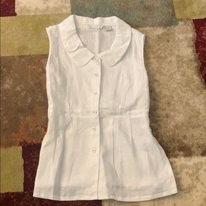 Super cute sleeveless blouse